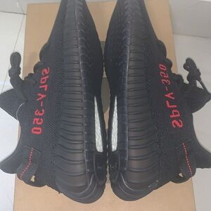Adidas Yeezy Boost 350 V2 Black Red (2017/2020)